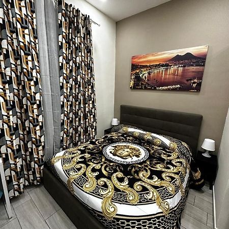 B&B Spaccanapoli A Due Passi Da Via Tribunali Ngoại thất bức ảnh