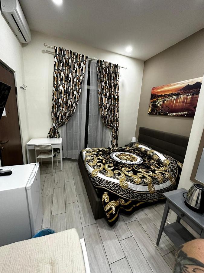 B&B Spaccanapoli A Due Passi Da Via Tribunali Ngoại thất bức ảnh