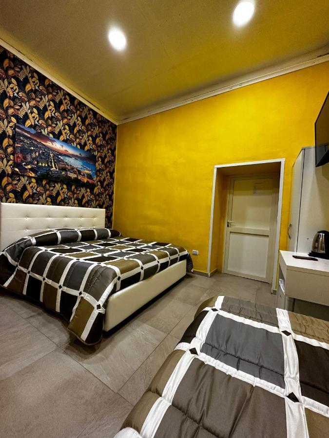 B&B Spaccanapoli A Due Passi Da Via Tribunali Ngoại thất bức ảnh