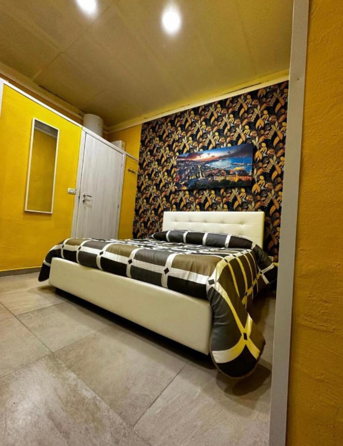 B&B Spaccanapoli A Due Passi Da Via Tribunali Ngoại thất bức ảnh