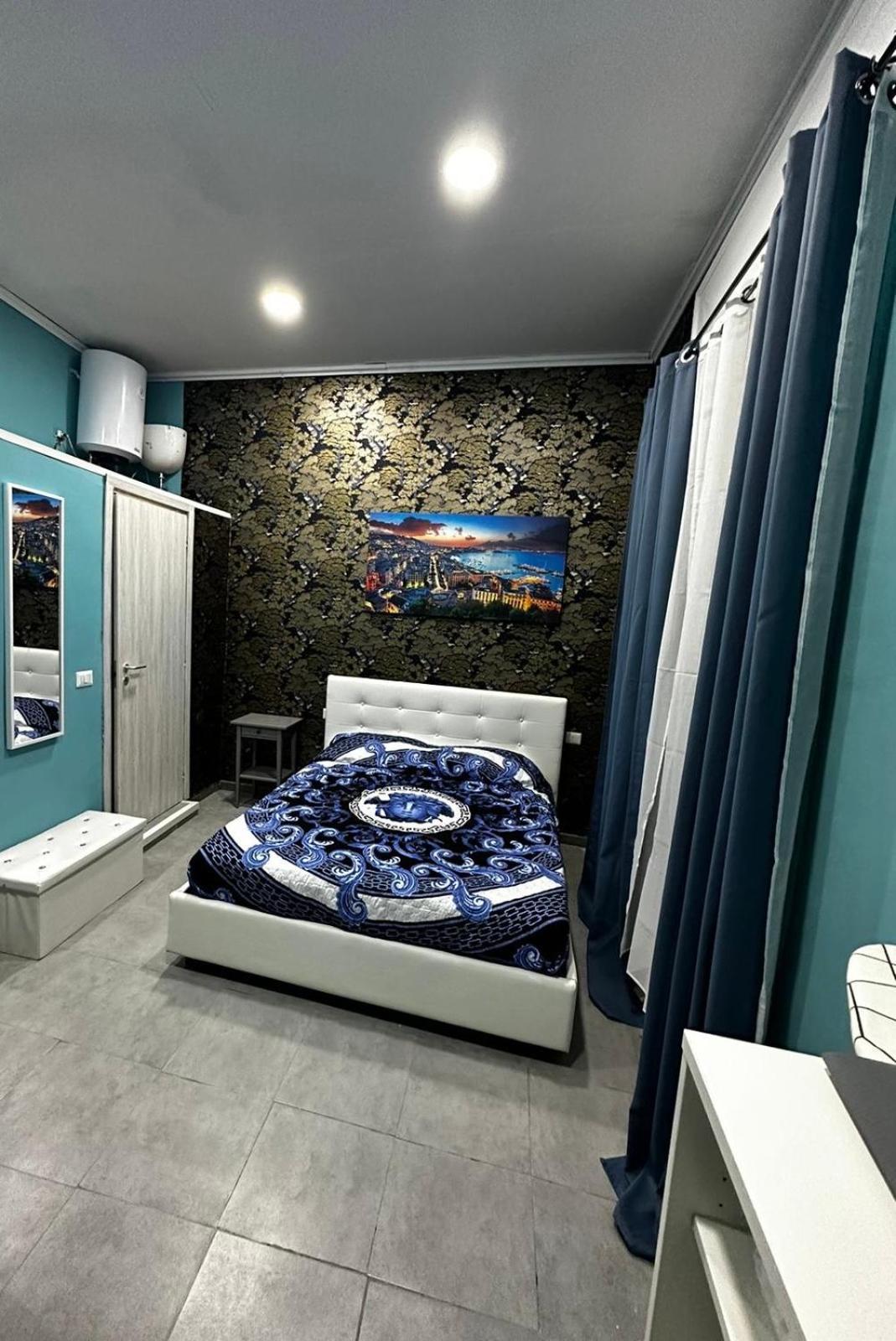 B&B Spaccanapoli A Due Passi Da Via Tribunali Ngoại thất bức ảnh